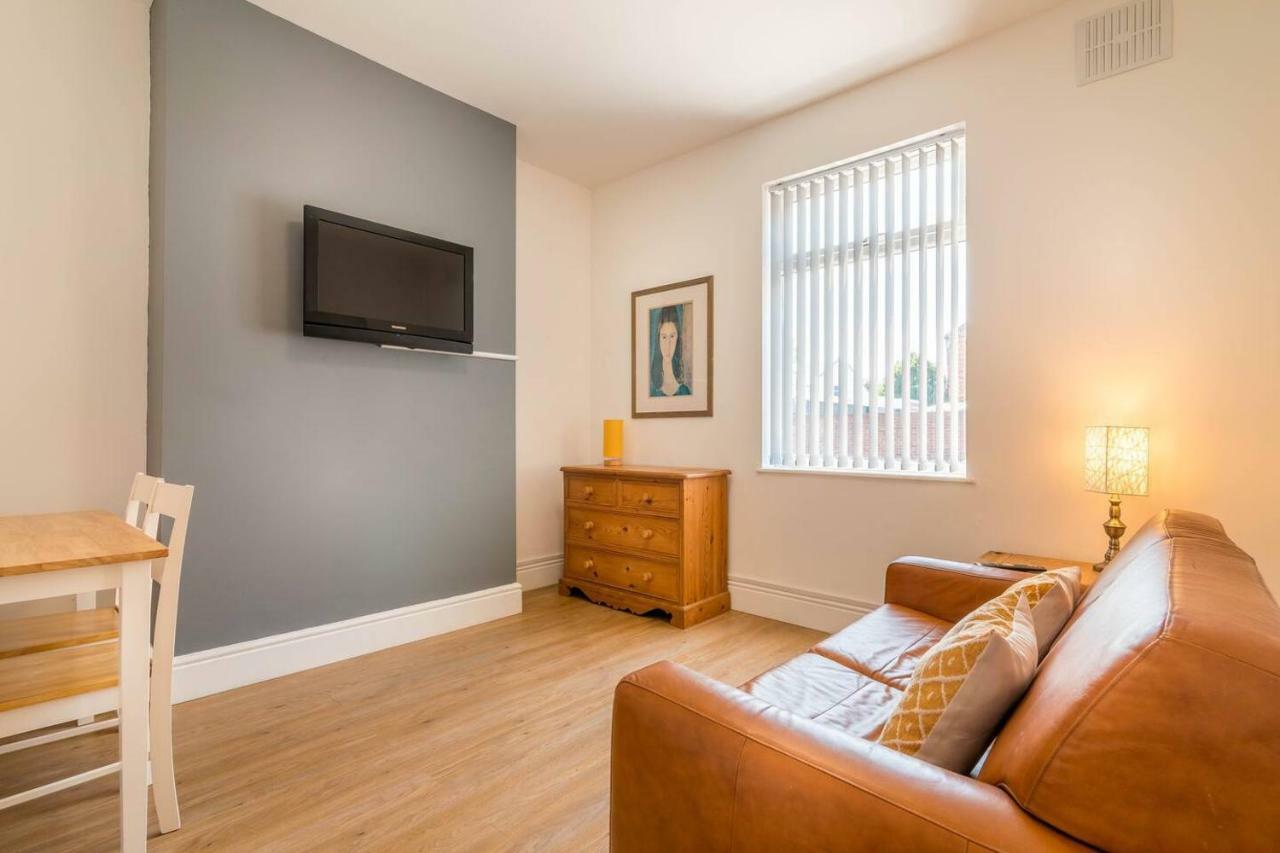 Platform Port Area Apartment 1 With Free Street Parking Kingston upon Hull Extérieur photo