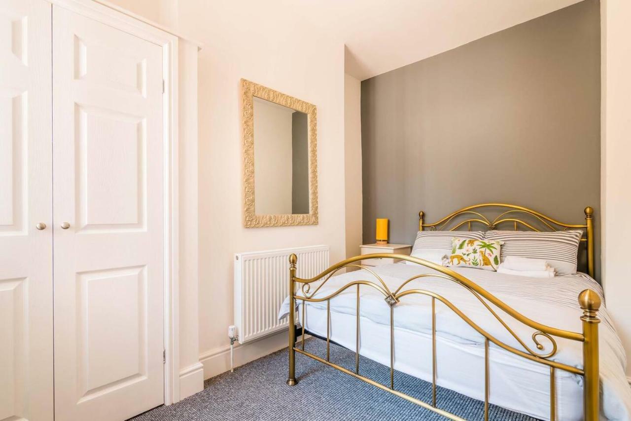 Platform Port Area Apartment 1 With Free Street Parking Kingston upon Hull Extérieur photo